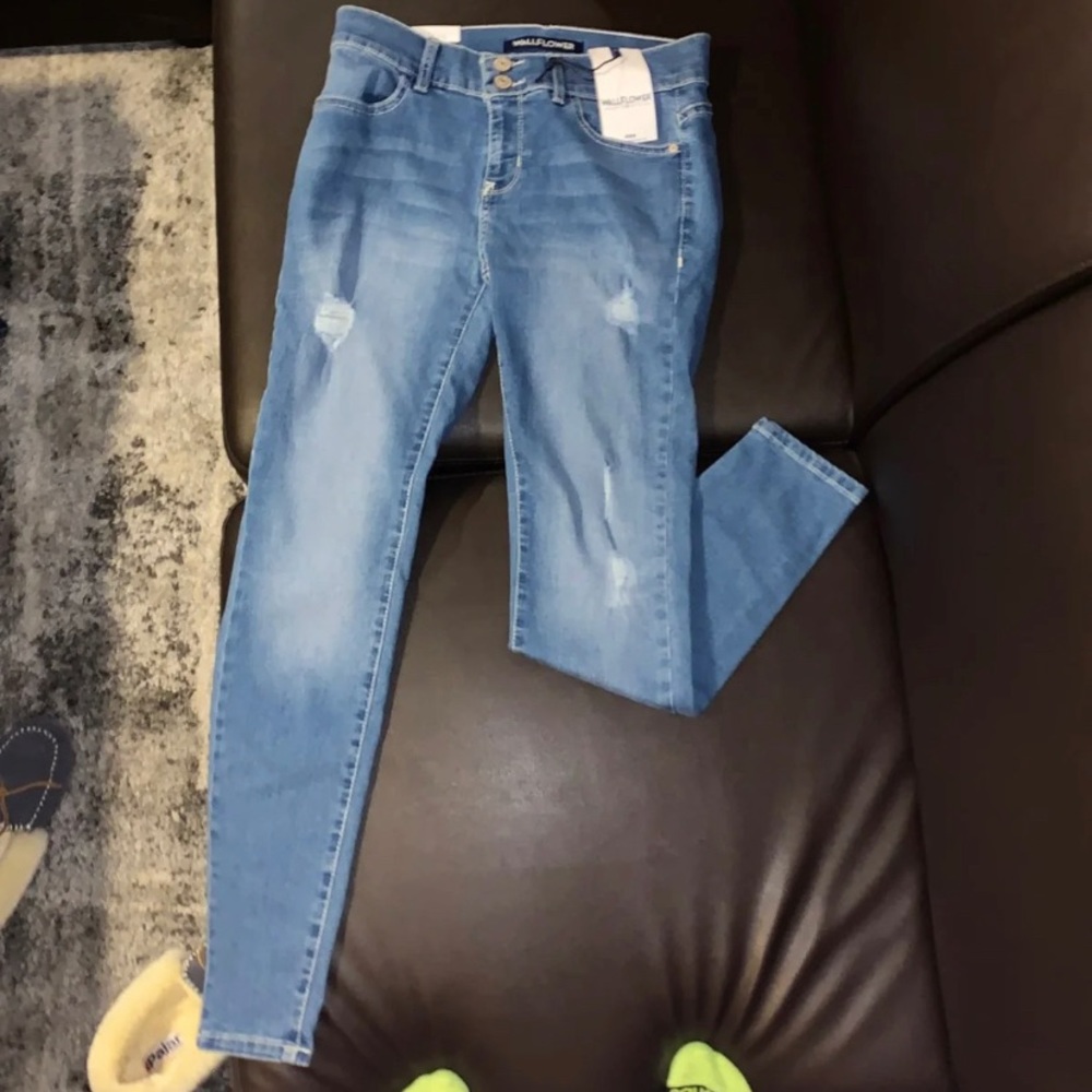 Wallflower skinny jeans